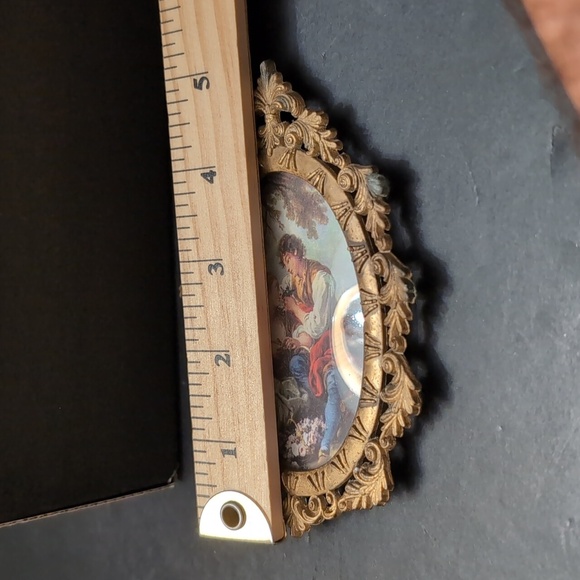 Vintage Made In Italy Set of 2 Ornate Metal Frames with 18 Century Style Art . - Picture 10 of 12